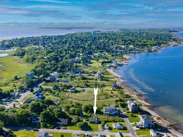 3 Rockland St, Fairhaven, MA 02719