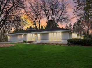 311 Criglas Rd, Wales, WI 53183