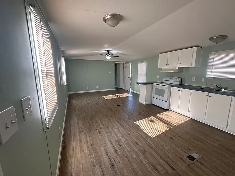 7501 Bluff Springs Rd #40 — Photo 2