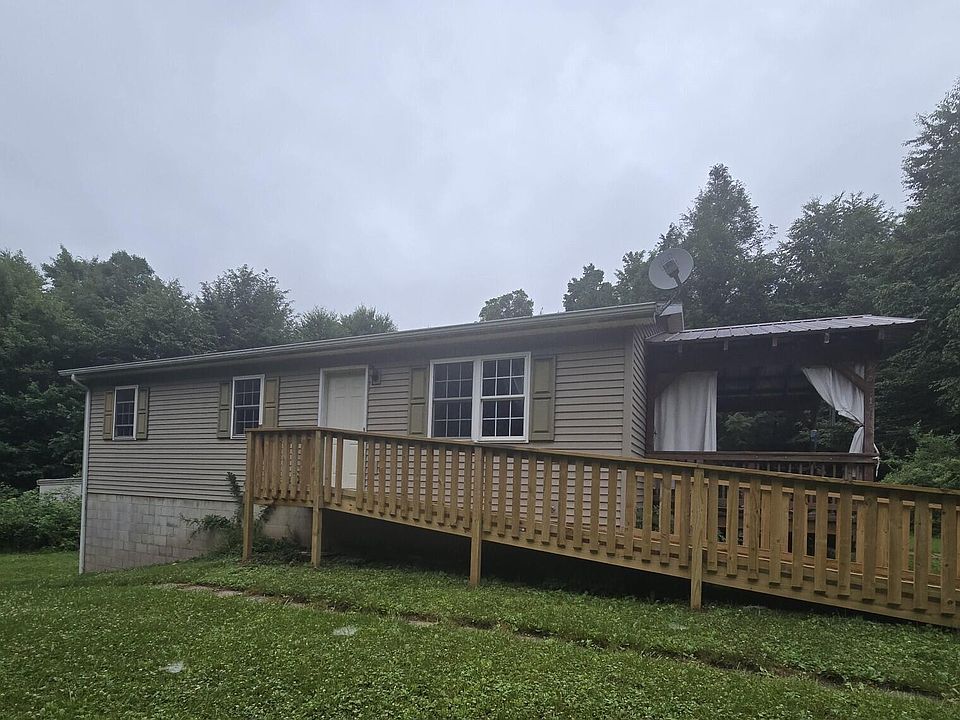 1st image of 21 Pine Ln