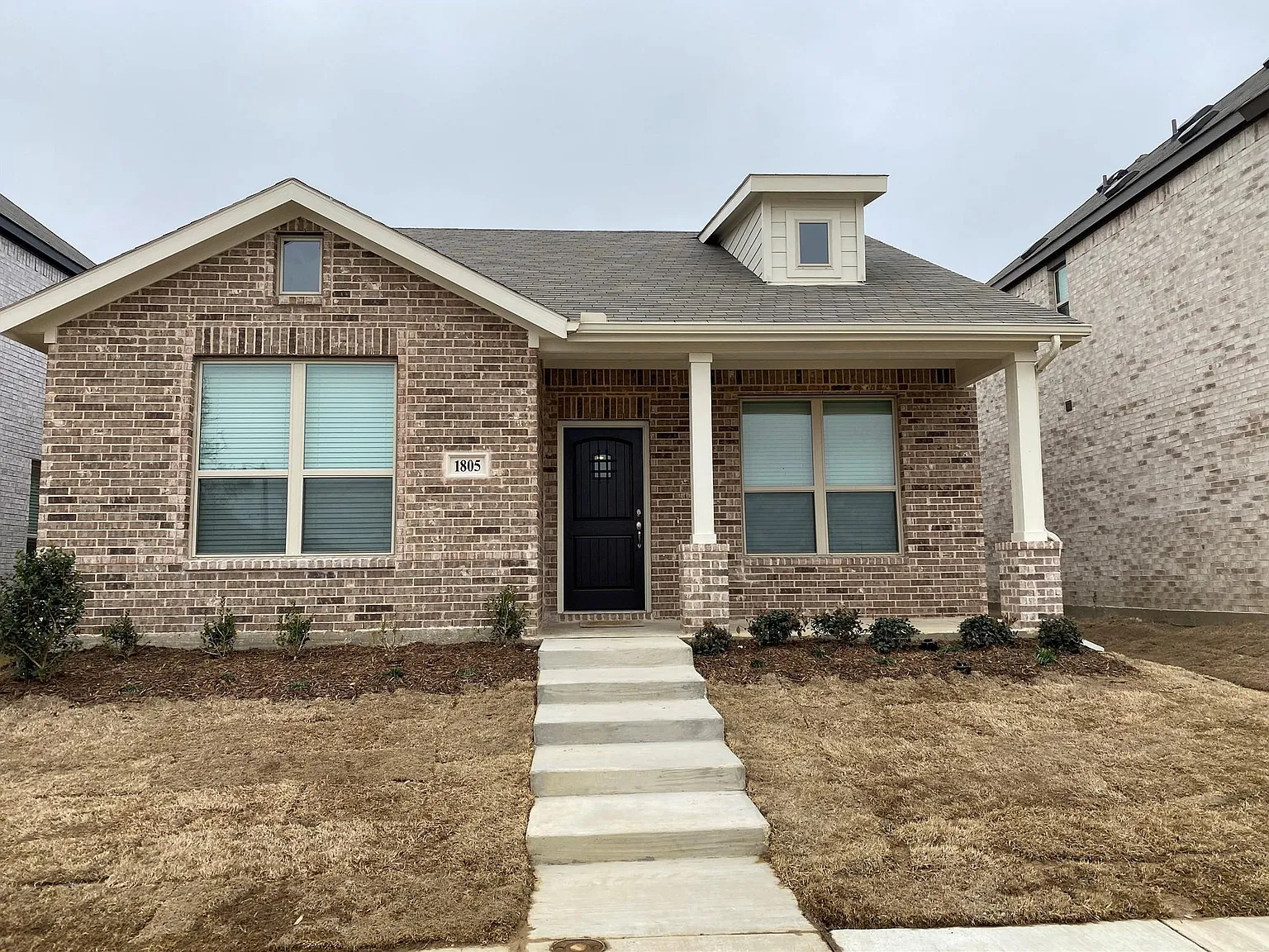 3 bed, 1723 sqft, $1,995 — Photo 1