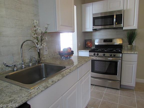 2nd image of 5619 Forest Ave