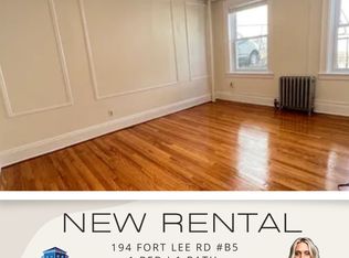 194 Fort Lee Rd APT B5, Teaneck, NJ 07666
