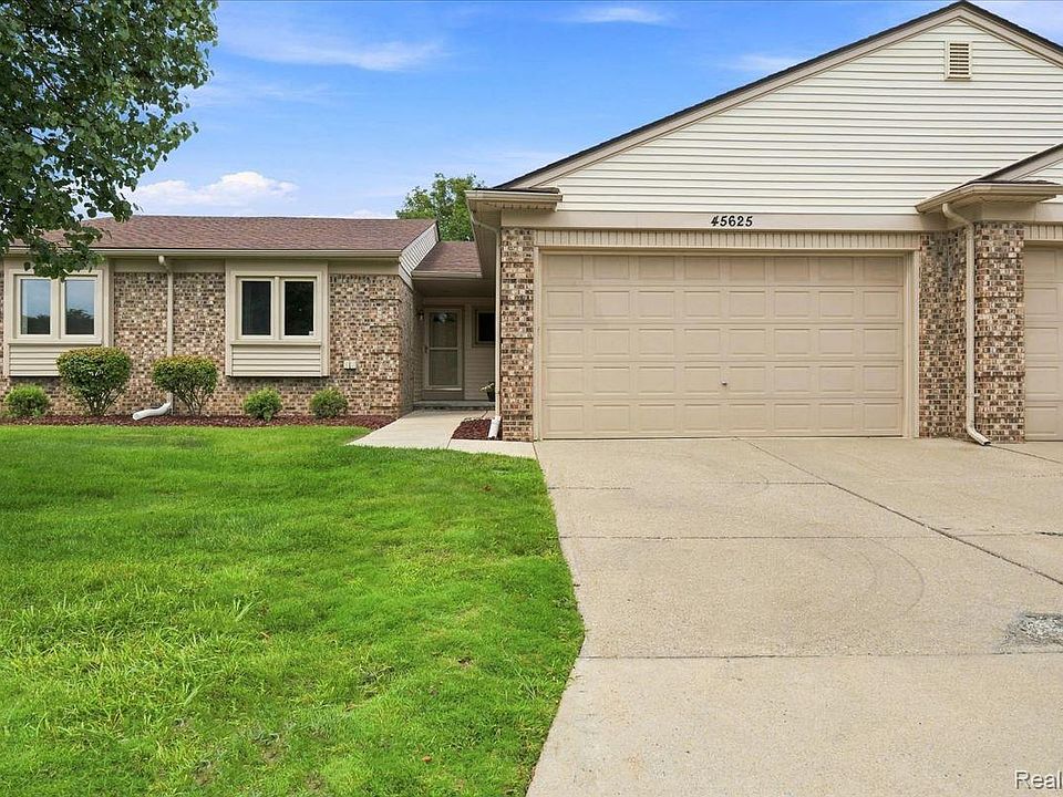 1st image of 45625 Elm Tree Ln