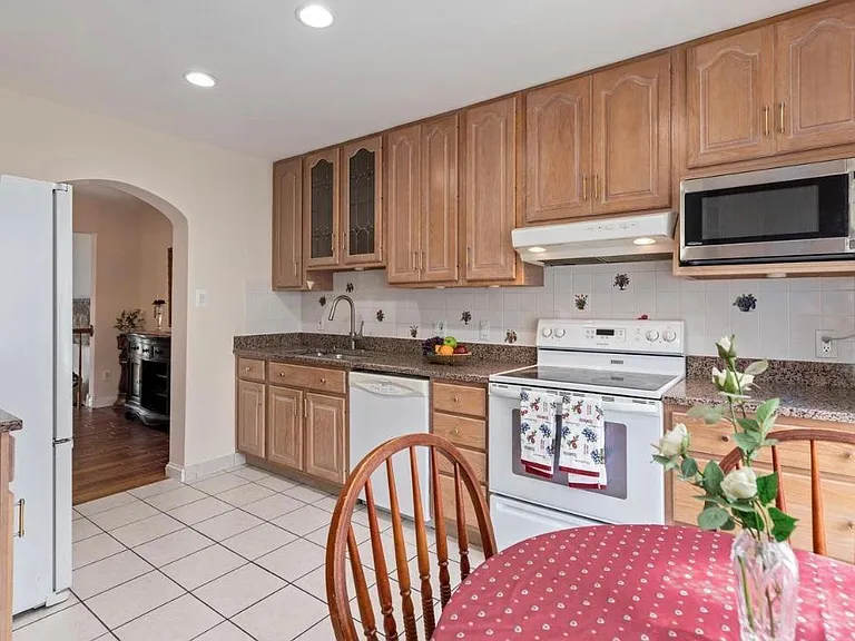 10254 Cherry Walk Ct — Photo 6