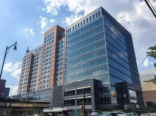 13835 39th Ave APT 14J, Flushing, NY 11354