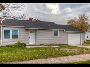 211 W 1st St, Ankeny, IA 50023