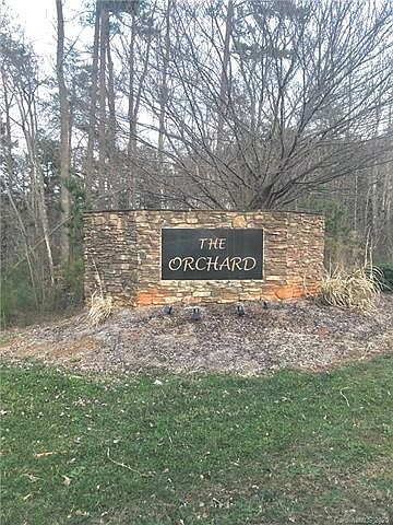 2nd image of 122 Orchard Farm Ln Unit 18