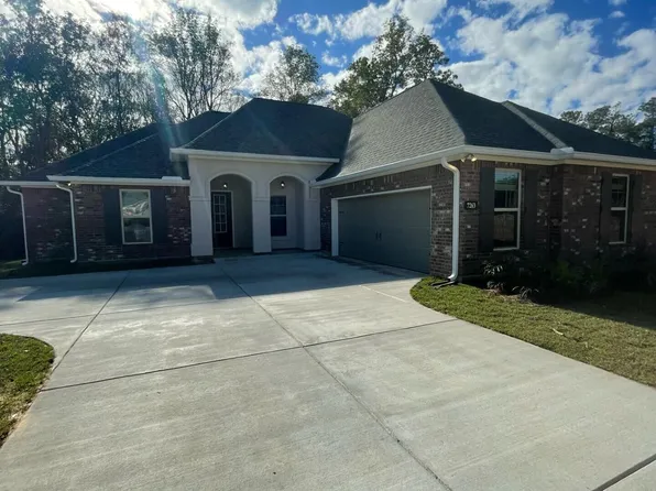 7263 S Aberdeen Dr, Pass Christian, MS 39571