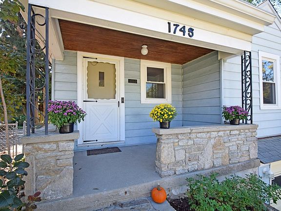 3rd image of 1745 Schneider Ave
