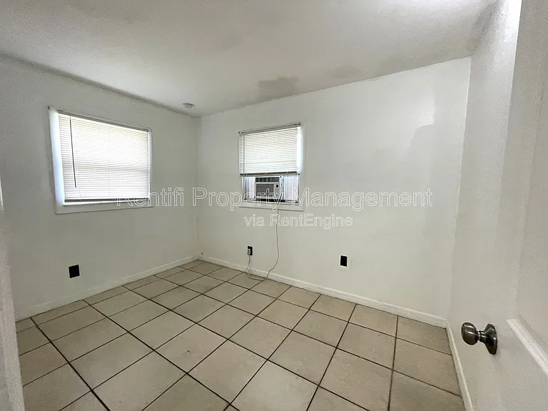 623 Joel Blvd #A — Photo 6