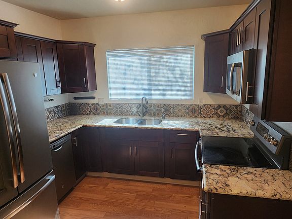 2nd image of 2714 N Edith Blvd #B