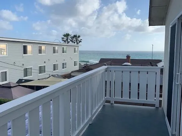 131 Hemlock Ave, Carlsbad, CA 92008