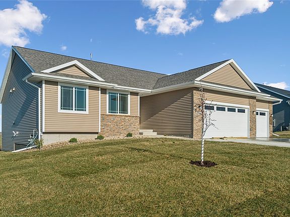 2nd image of 3319 Center Ct