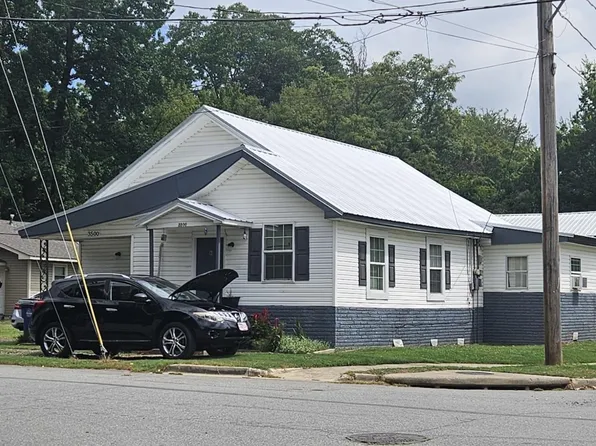 916 N Poplar St, North Little Rock, AR 72114