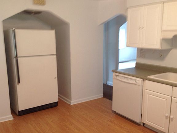 5th image of 8027 Blanchetta Dr