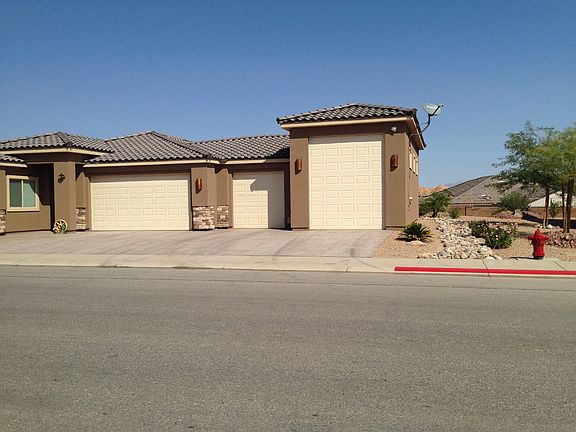 Flat driveway to garages!