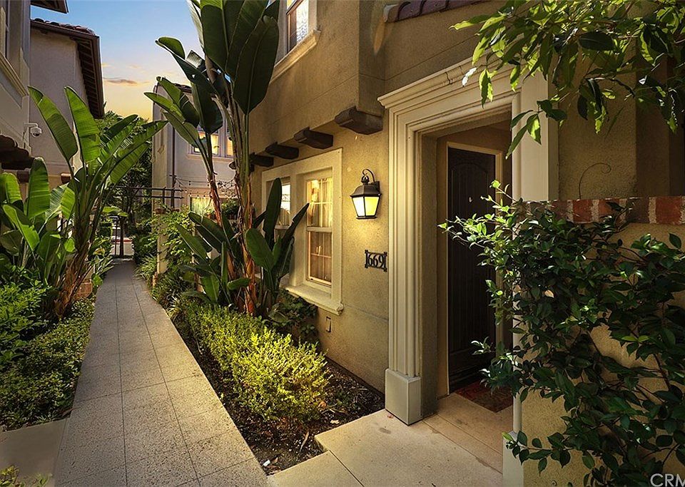 1st image of 669 S Casita St