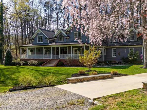 5925 Browntown Rd, Chattanooga, TN 37415