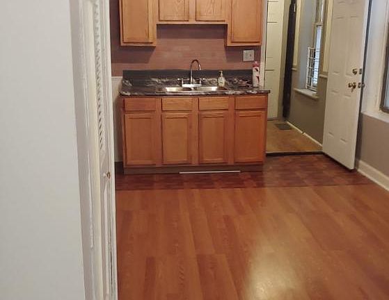 5th image of 1512 N Greenview Ave #3R