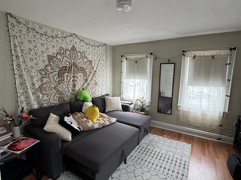 7 Anderson St #2 — Photo 2