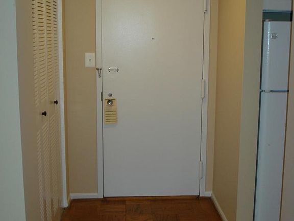 3rd image of 4 Monroe St APT 109