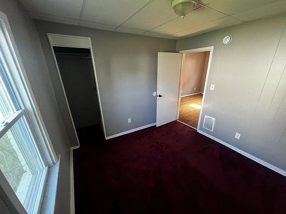 3rd image of 76 Woodward St