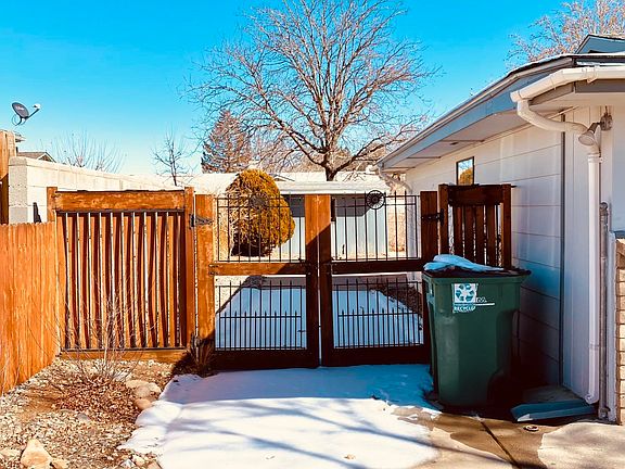 3rd image of 3106 Carmel Dr