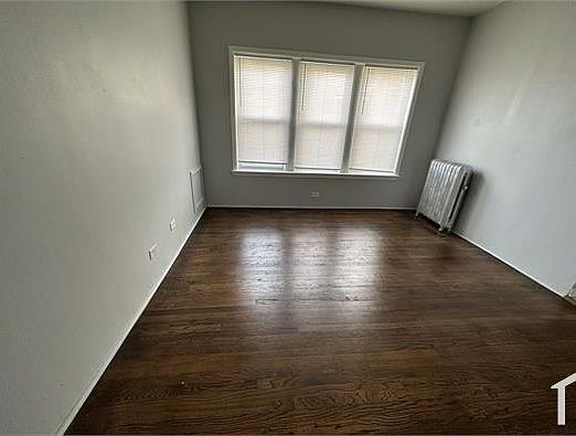 2nd image of 6754 S Crandon Ave #2228-1