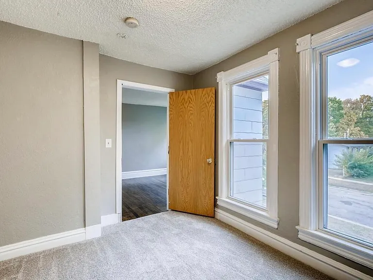 876 Lafond Ave #2 — Photo 6