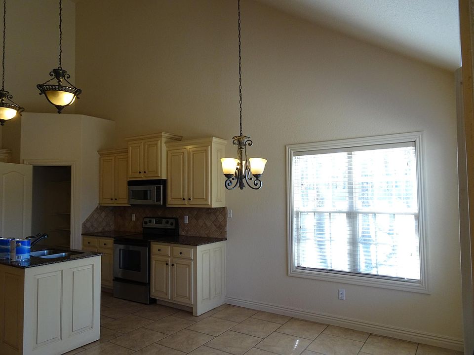 2nd image of 4021 N Zion Valley Dr