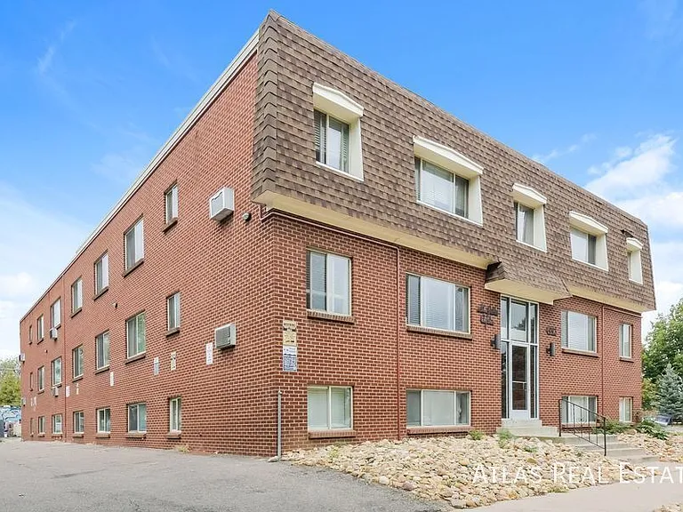 4993 N King St #303 — Photo 16