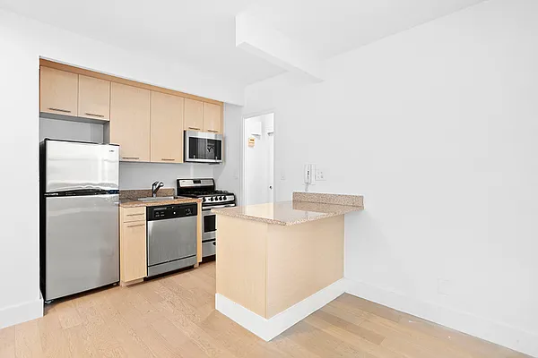 Rented by Corcoran | media 8