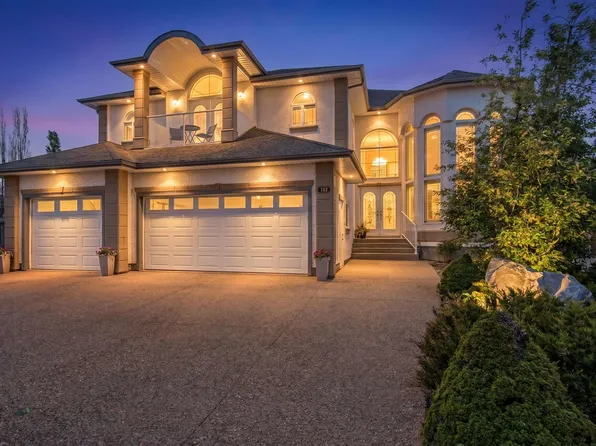 703 107a St SW, Edmonton, AB T6W 1G4
