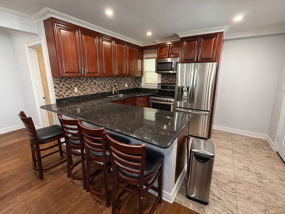 1st image of 45 Saint Johns Ave #1