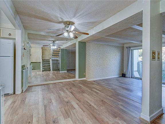 4th image of 11834 E 59th Ter