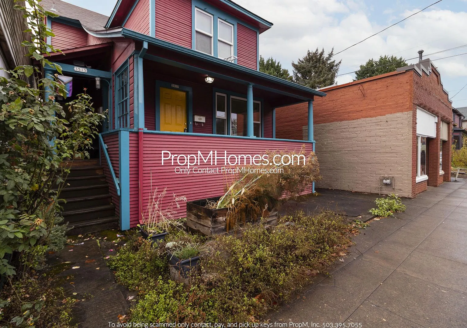 Charming Two Bedroom in Belmont Neighborhood! — Photo 3