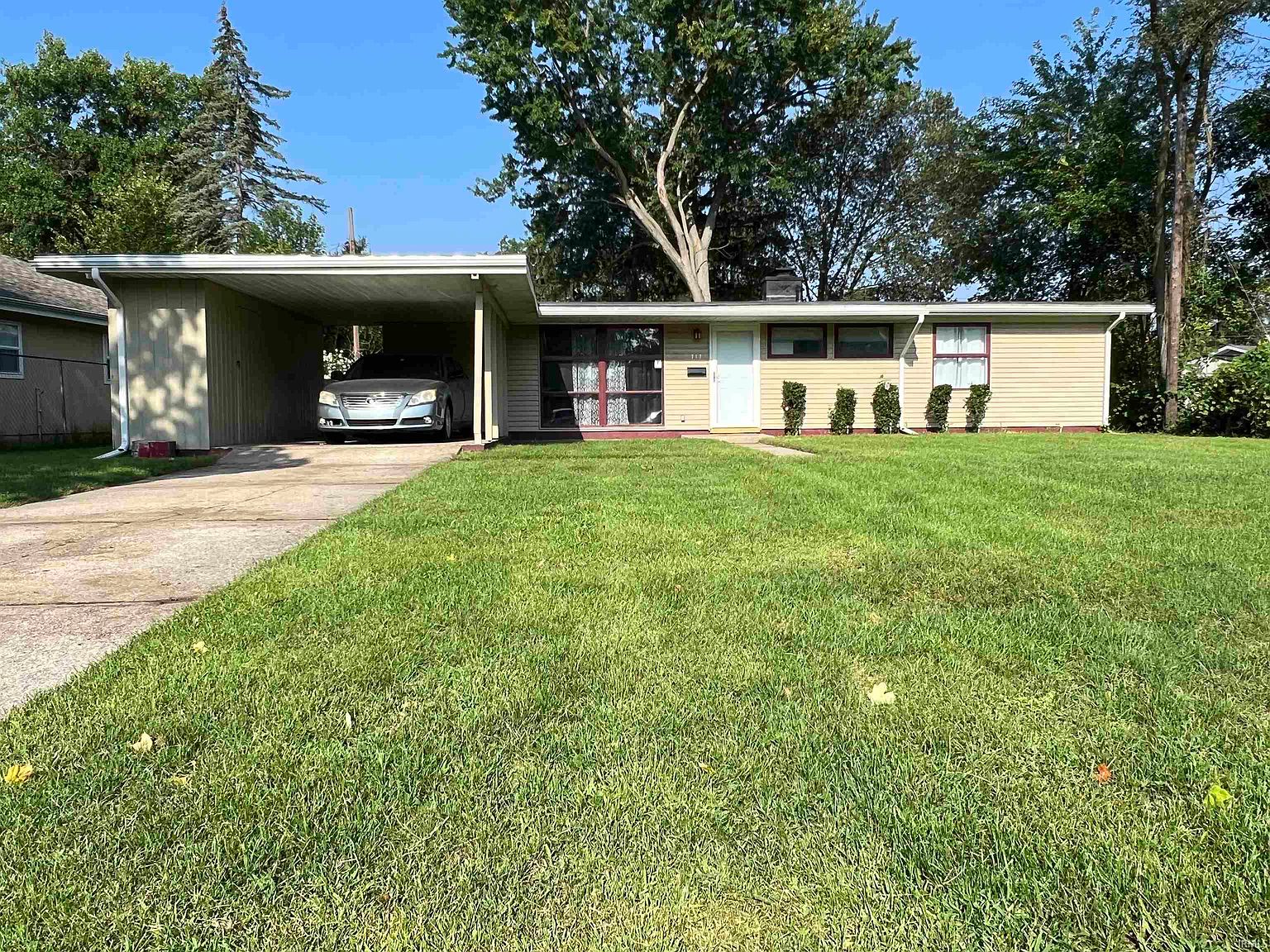 717 Whitehall Dr, South Bend, IN 46615 Zillow