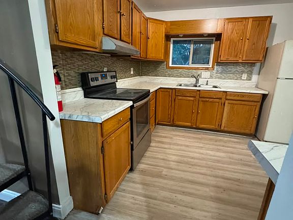 4th image of 259 Elizabeth Ave