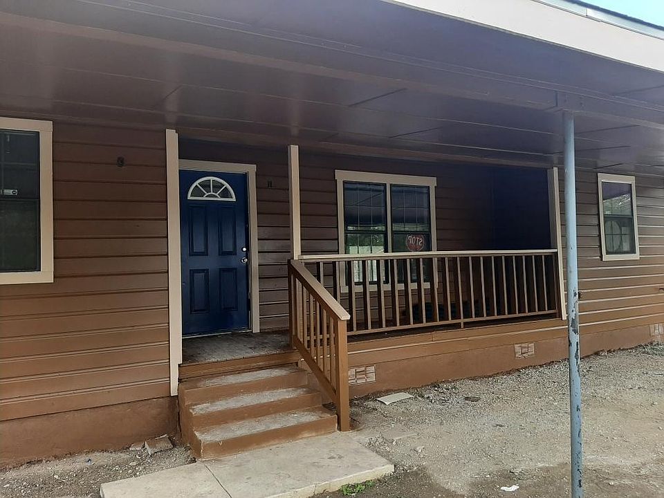 1st image of 130 Whitman Ave
