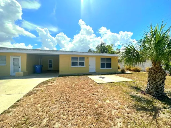 220 Avenue Des Parques North, 220 Avenue Des Parques N Unit B, Venice, FL 34285
