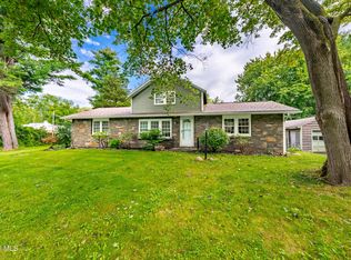 233 Elm Ave E, Selkirk, NY 12158