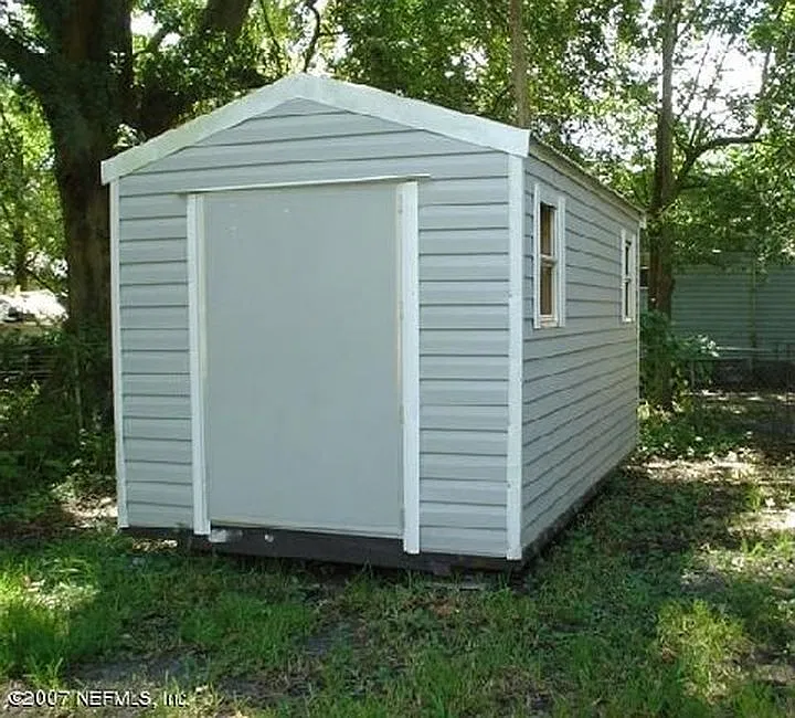 4 bed, 1802 sqft, $1,399 — Photo 2