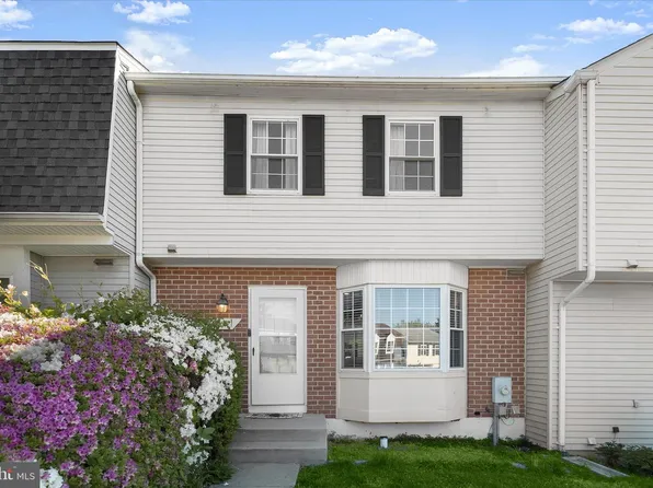 8611 Kelso Ter, Gaithersburg, MD 20877