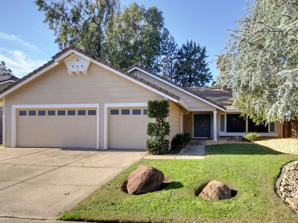9200 Emerald Crest Dr, Elk Grove, CA 95624