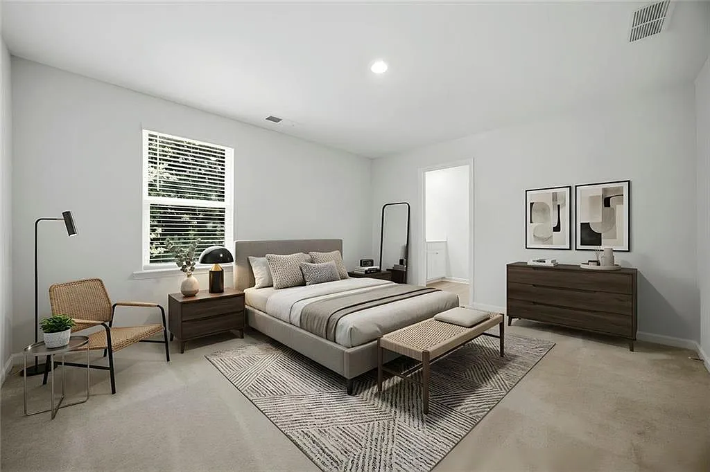 4 bed, 2.5 bath, 1875 sqft, $2,000 — Photo 4