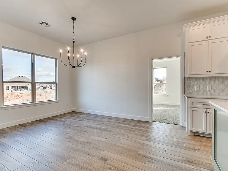 1901 Hollow Crest Ct — Photo 27