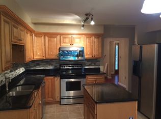 4519 Briarton Dr, Chantilly, VA 20151