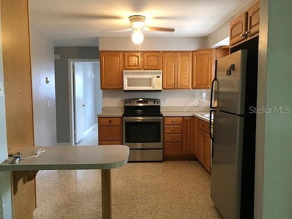 5th image of 1671 Wildwood Rd