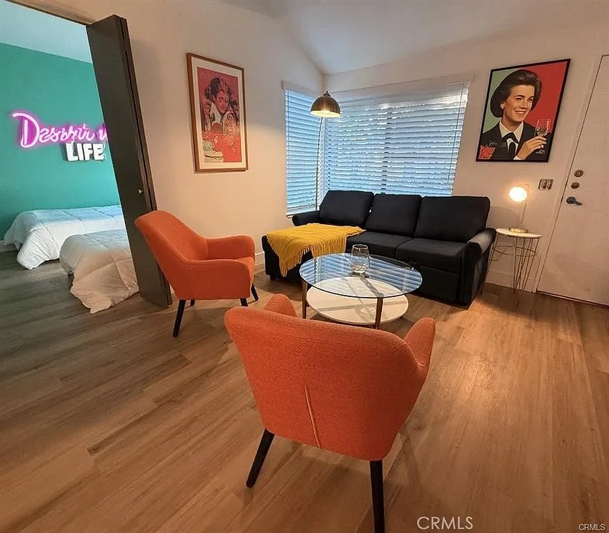 4 bed, 2.5 bath, 1551 sqft, $3,500 — Photo 3